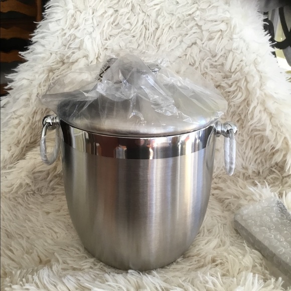 NWT ~OGGI STAINLESS STEEL DOUBLE WALL ICE BUCKEY WITH TONGS~ - Picture 8 of 9